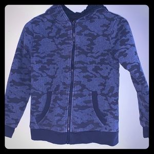 Great kids sweater for winter